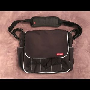 Skip Hop Messenger Diaper Bag
